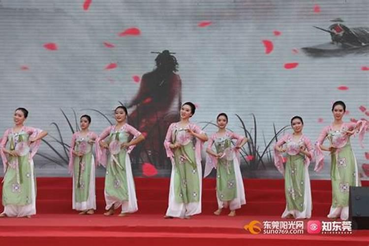 为什么佩戴黄水晶可以转运,戴水晶真的可以转运吗