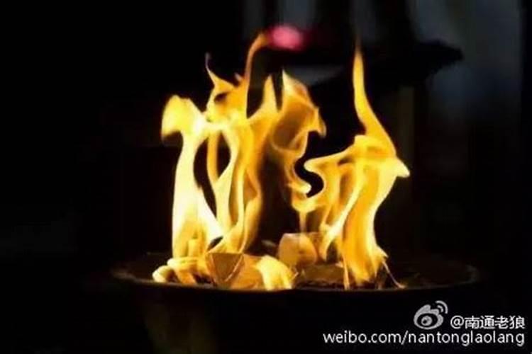 八字测正缘出现的年份 八字看配偶出现时间的方法？