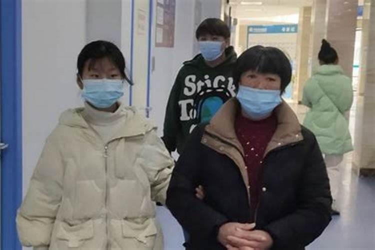 女人梦见妈妈变年轻了预示着什么