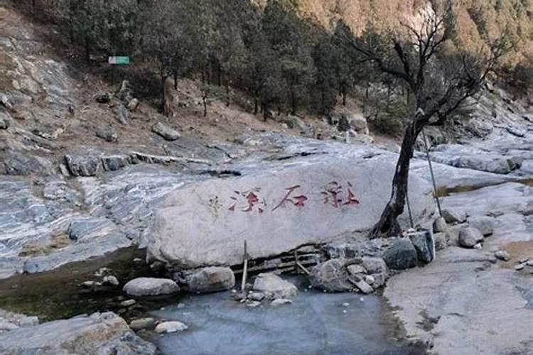 为什么有的人是泰山童子的命就不能爬泰山？？？