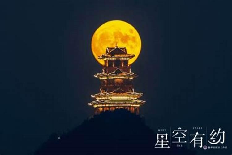 女人梦到房顶漏水是什么意思？