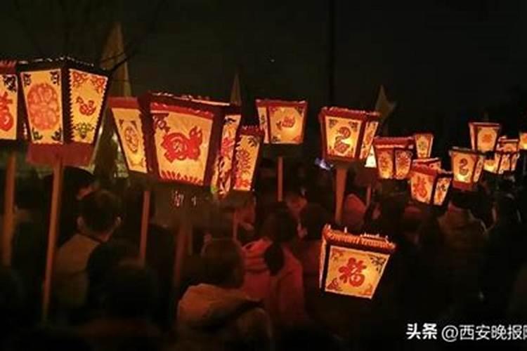 已婚女人梦到房顶漏水满地水