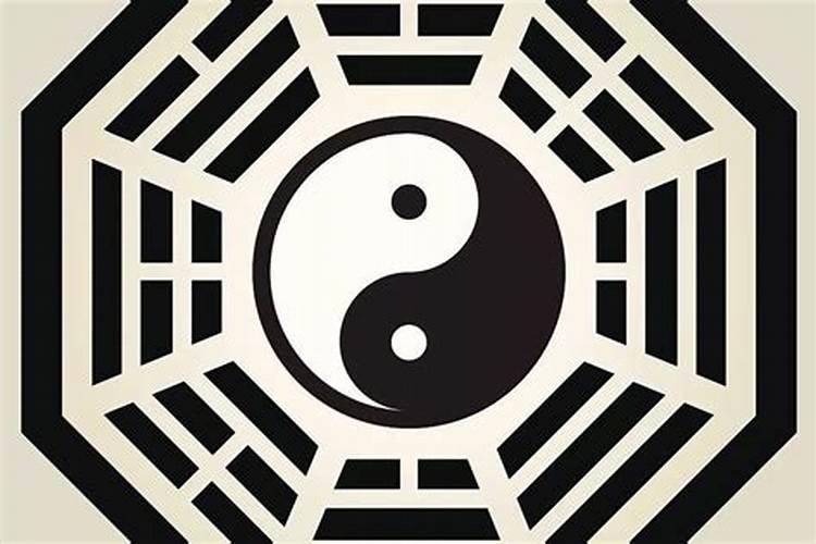 生辰八字中二龙戏珠格有什么特征？