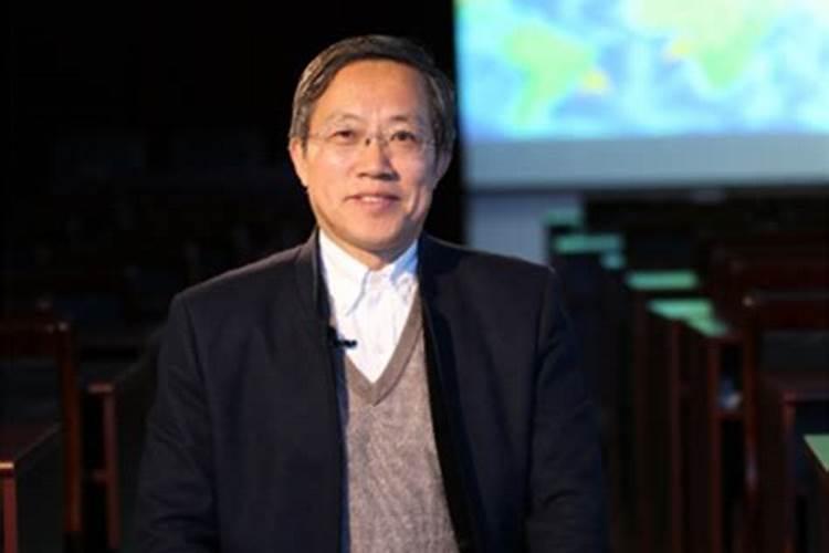 小孩子为什么12岁以前不算命,为什么不到18岁不能算命