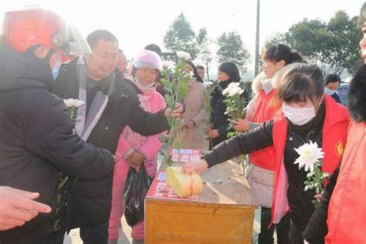 《九月九日忆山东兄弟》《暮江吟》《赠汪伦》《闻管军收河南河北...