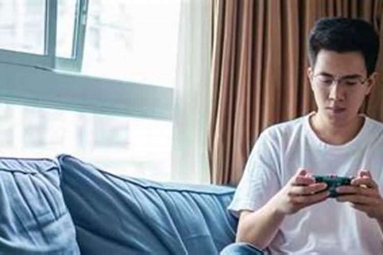 领结婚证需要看日子吗？