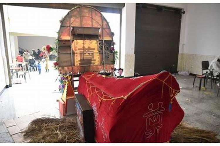 清明节烧什么给去世的祖先？