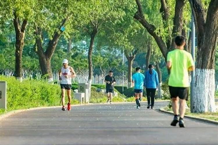 秋天适合做什么户外运动