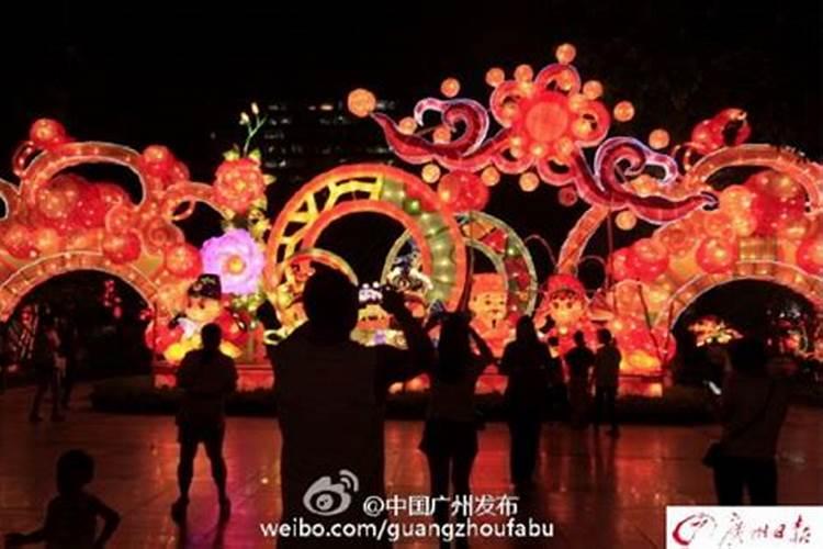 梦见水灾逃难