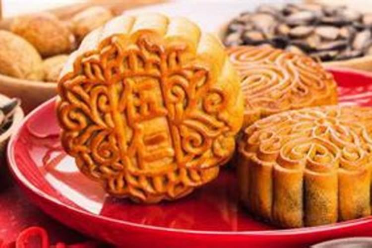 中元节上坟能带月饼吗 中元节祭祀能摆月饼吗