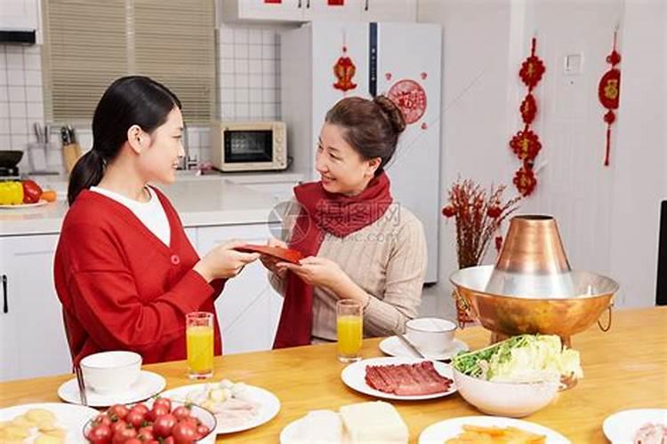 去世妈妈五七和小年是一天怎么烧纸烧什么？