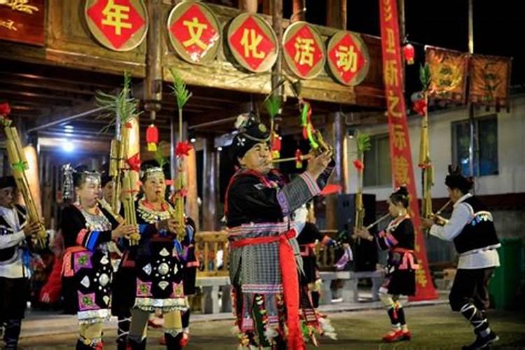 八字合婚年柱重要还是日柱 四柱合婚法每柱怎么看？