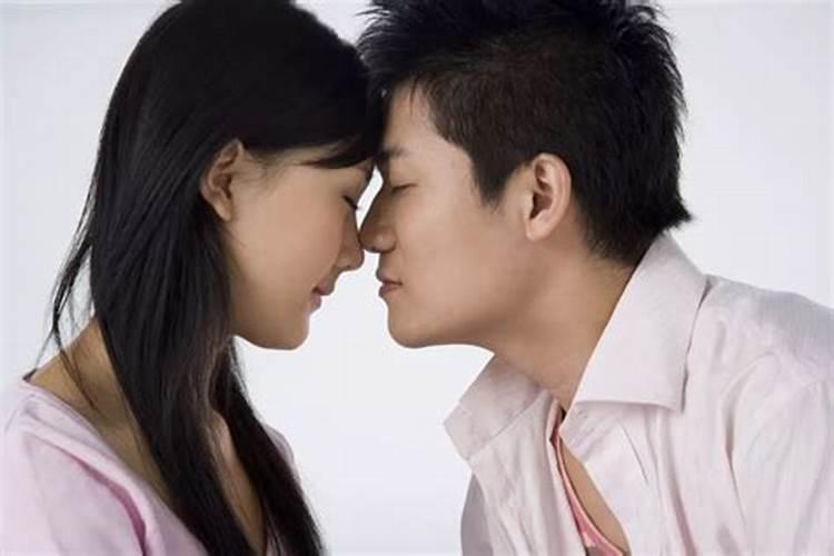 梦到和男生接吻感觉很真实