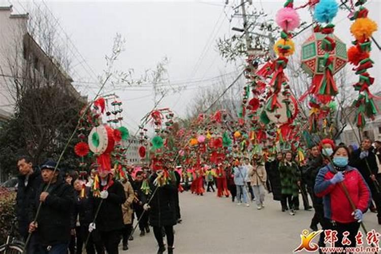 梦见蛇跟着自己跑是什么意思？