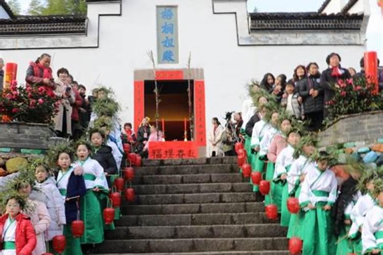 腊月二十四是供财神还是灶王