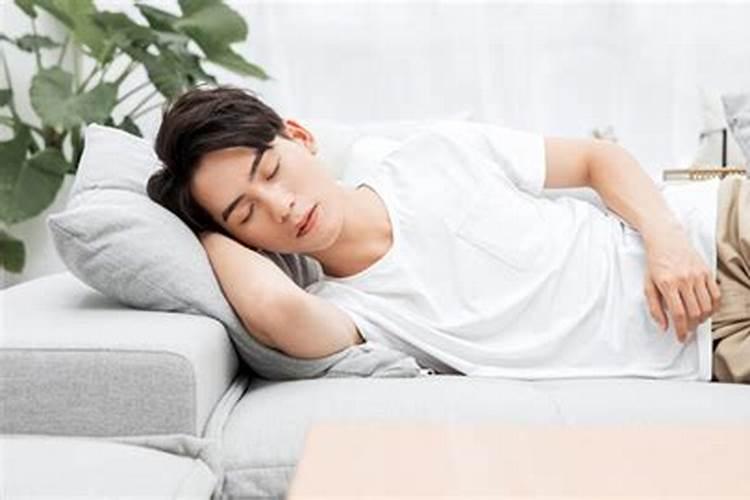 梦见老房子倒塌是什么意思？