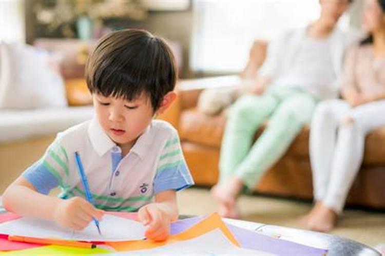 女人梦见抱小孩是什么预兆