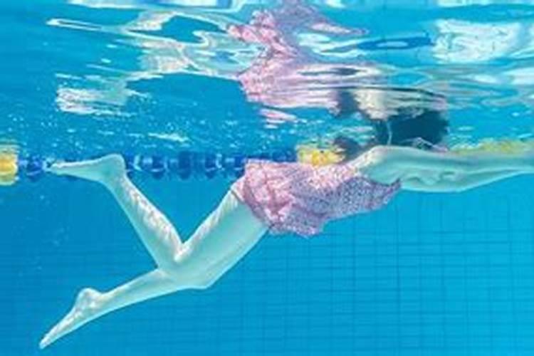 梦见在水中呼吸的预兆