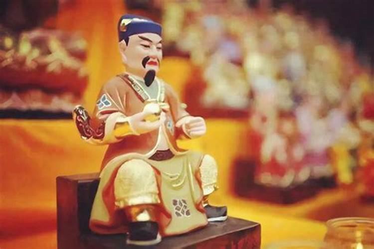 八字中各种桃花的查法口诀 八字里反朝桃花是什么？