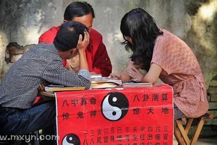 中元节梦到蛇是什么意思