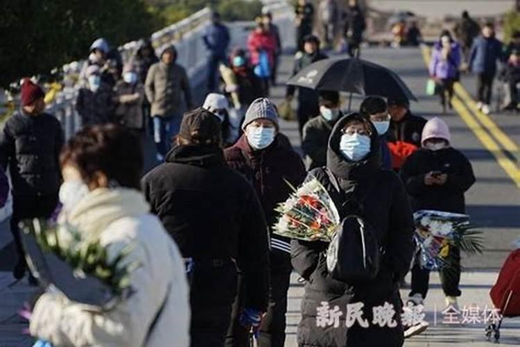 男属蛇腊月初五跟属虎女腊月初八不能结婚吗？有没有懂得？