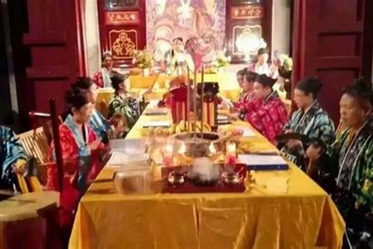 为什么老有小人在我身边,我上班有小人,锻炼有小人为什么,我又没招它...
