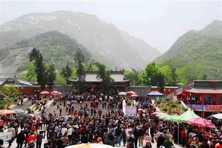 华山最佳旅游时间是什么时候？