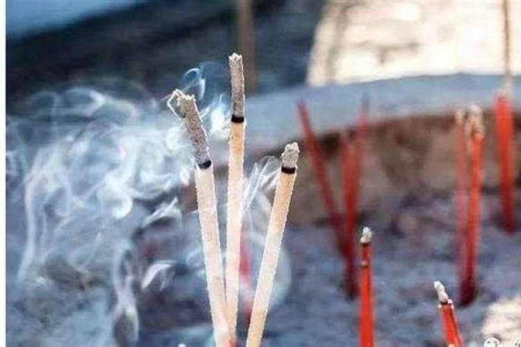 七月十五上坟有什么讲究