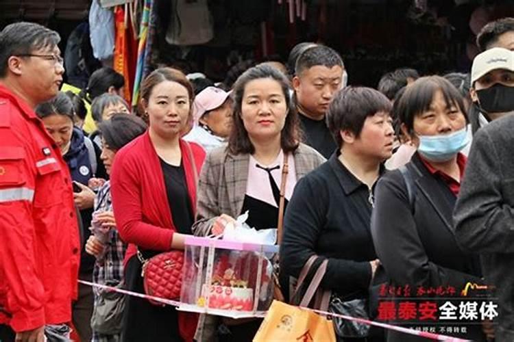 梦见前男友的爸爸死了我不知道怎么出现在葬礼