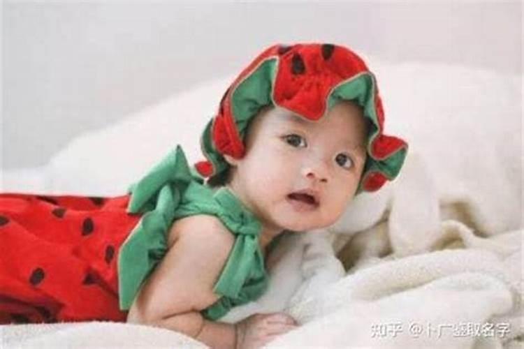 梦见死去的人还活着是什么意思
