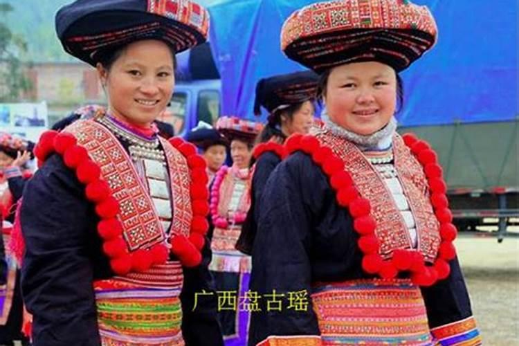 越南糯米包全鸡的做法