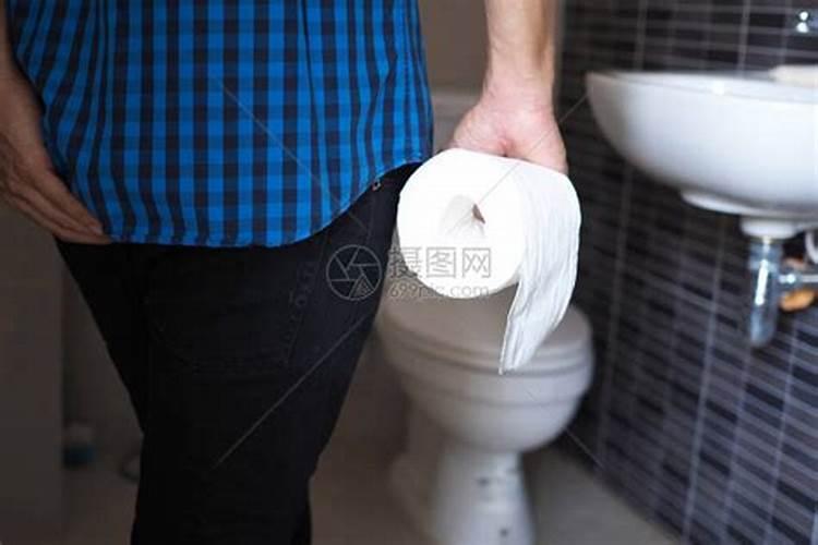 梦见陌生男人走进房间