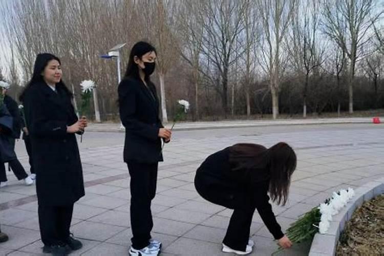 梦见水和蛇什么预兆