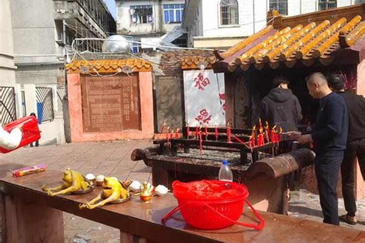 第五签、中签丑宫:【刘晨遇仙】 求姻缘 此签何解