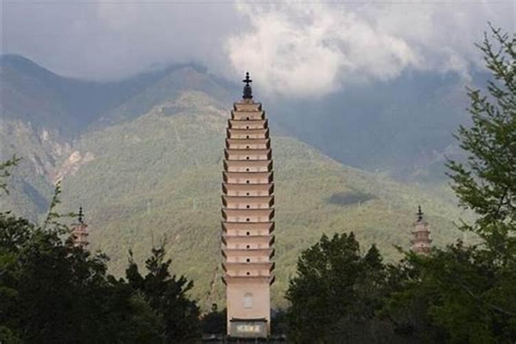 梦见塔什么意思 为什么梦见塔
