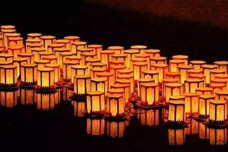 十月初一上坟禁忌,我要在十月初一给去世的老人修坟,可以吗？