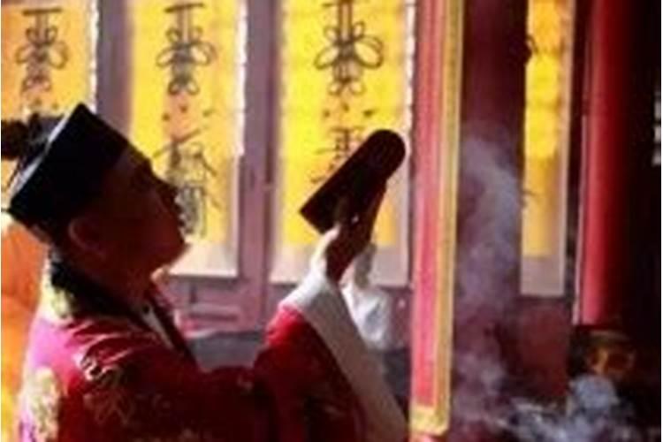 为什么身上有仙家童子不能去寺庙