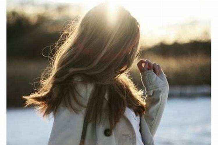 梦见陌生女人和我说话
