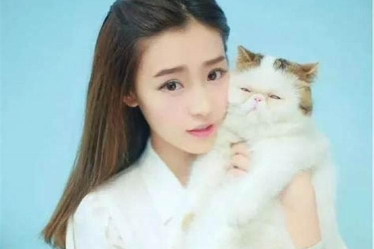 狮子女躲不掉的情劫