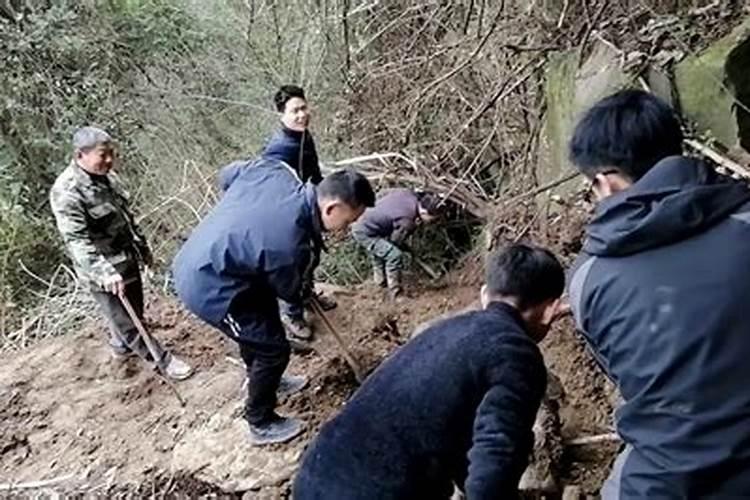 春节期间上峨嵋山应注意些什么？