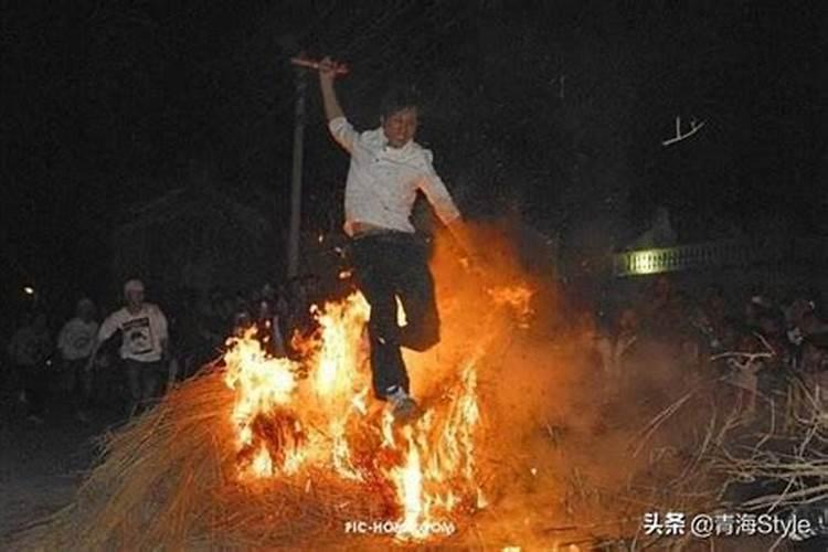 青海人一般怎么过年？
