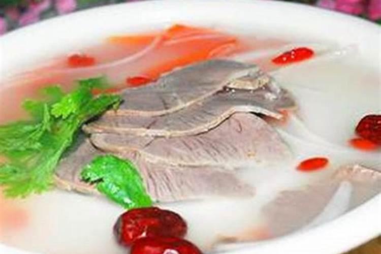 婚姻不顺时,为何女人总想离婚,如何解决婚姻