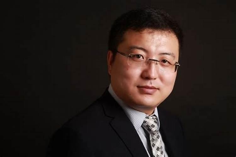有利仲介,中盘商,得财利怎么解释？