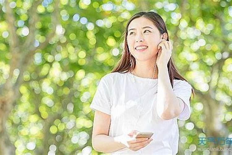 容易火的主播名字女生