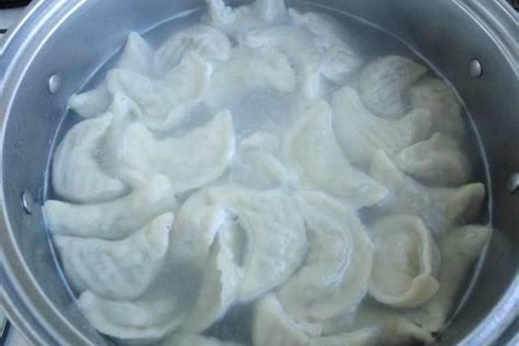冬至没有饺子可以吃抄手吗 饺子和抄手的区别