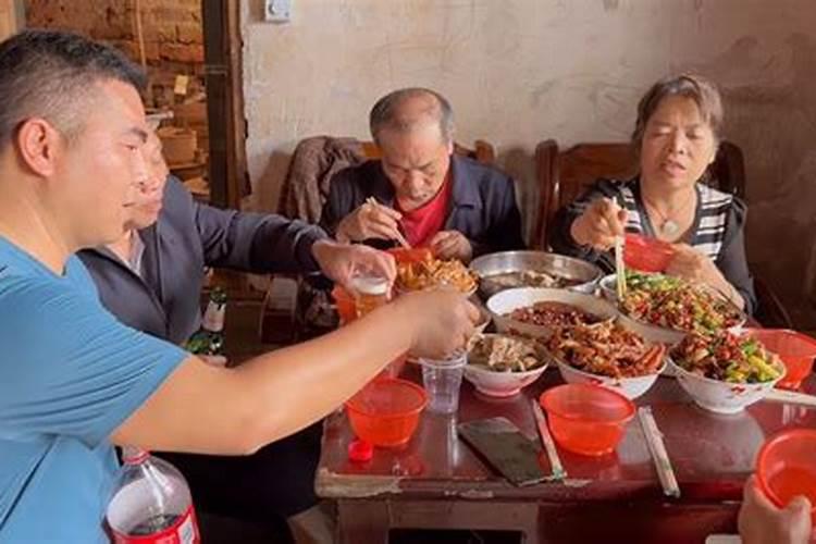 梦见去世的舅舅是什么预兆是什么意思