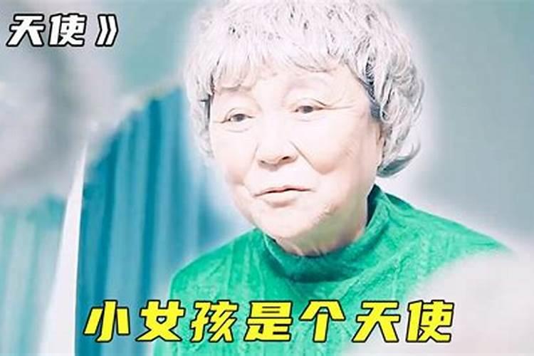 梦见去世的奶奶让我去灵堂看望她,我从小跟着奶奶长大的