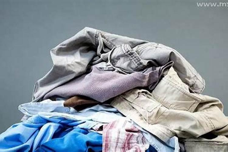 梦见偷衣服是什么意思 梦见偷衣服预兆什么