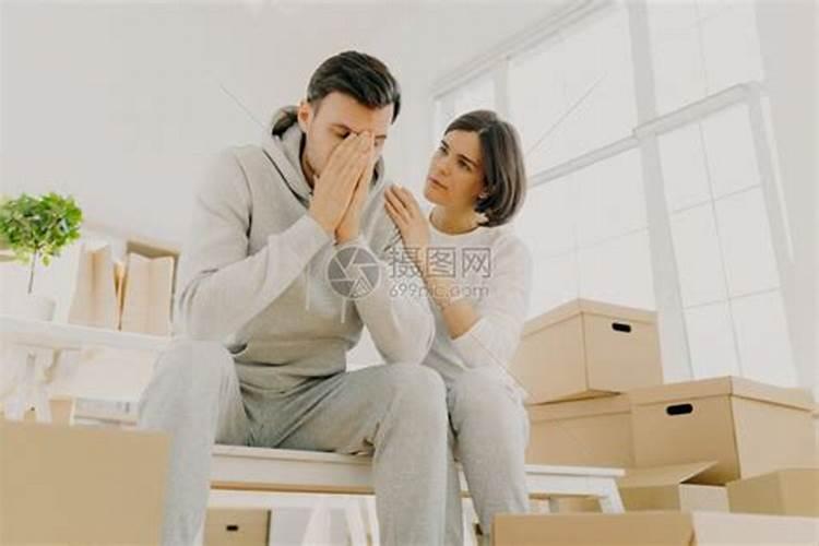 算命的说我命硬克夫克子,夫会早死,该信吗