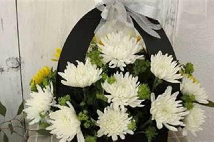 上坟用的菊花都是什么菊花 清明送菊花是什么意思